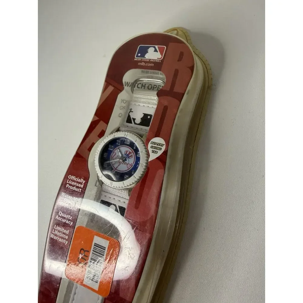 MLB NY NEW YORK YANKEES Unisex White Watch Game Time Adjustable Strap Sealed 90s